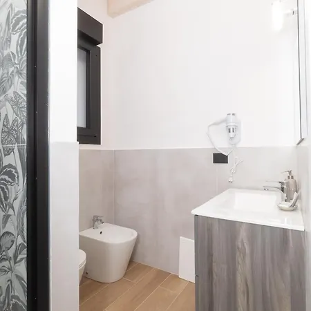 Landi Apartment *